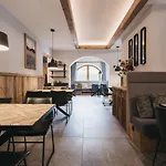 Vaya Aparthotel 4*