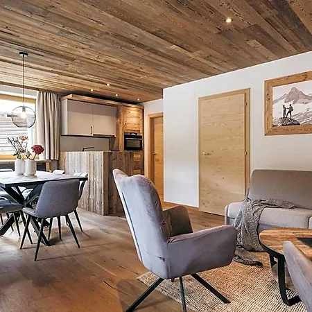 Apart Otel Vaya 4*